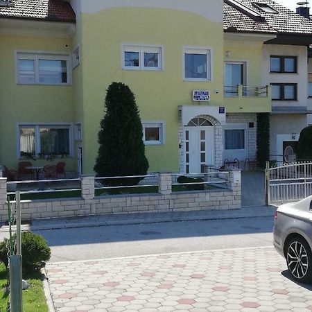 Apartmani Nova Karlovac Dış mekan fotoğraf